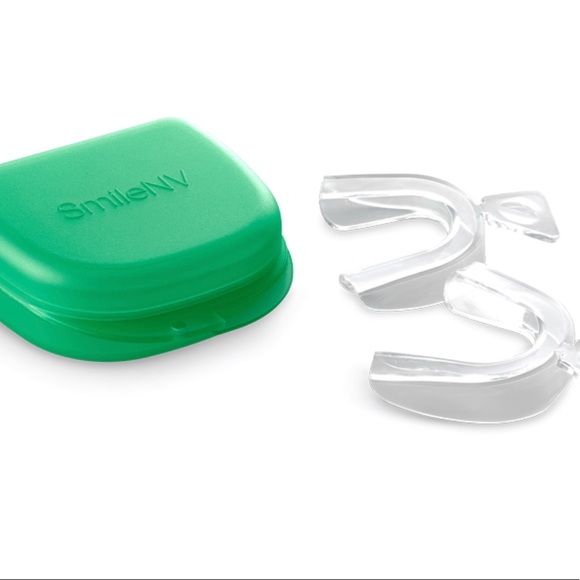 SmileNV is teeth whitening you can trust to deliver results.
by Dentists. New - Picture 13 of 15